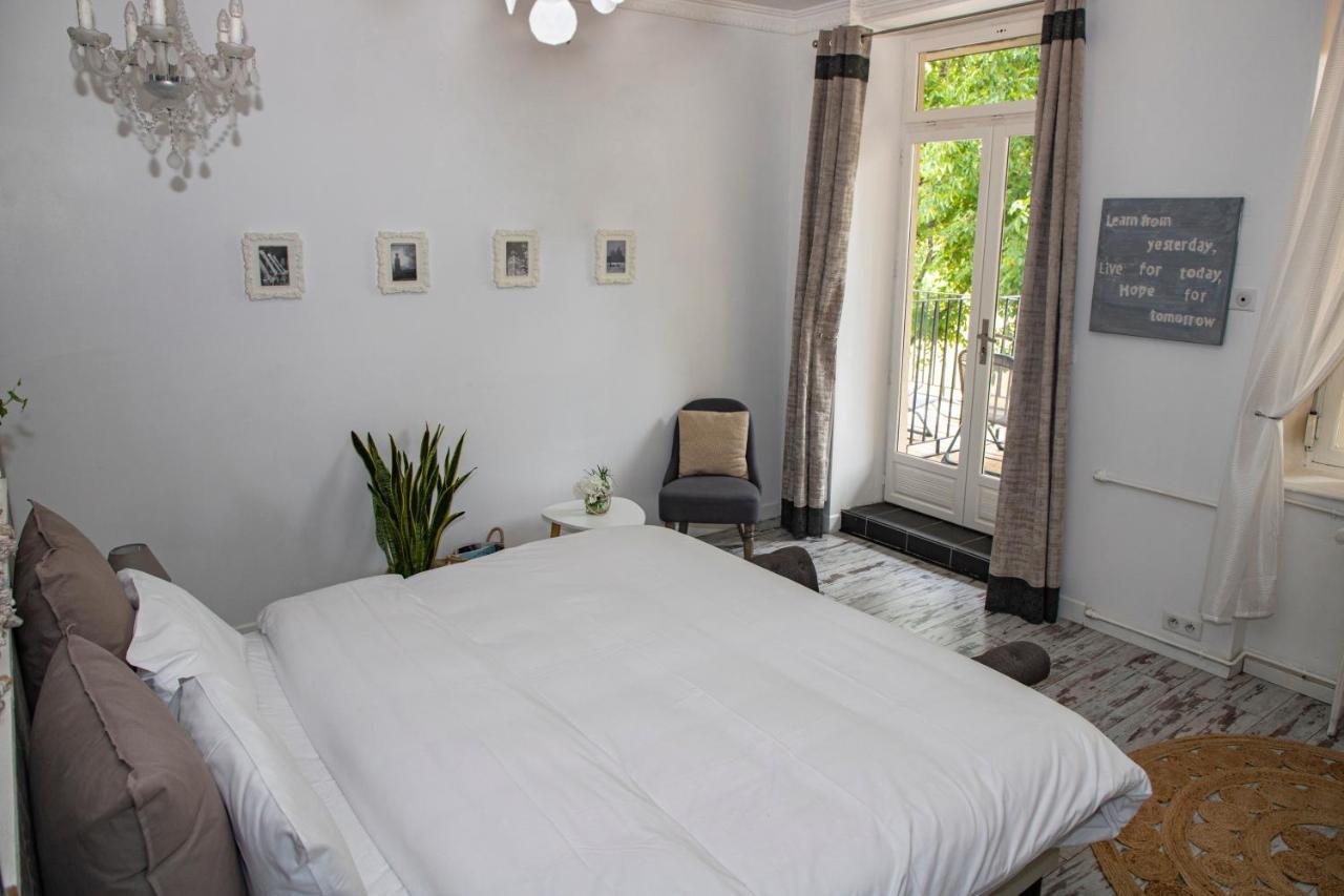 Les Suites De La Domaine Chateau De Fretoy Morlet Eksteriør billede